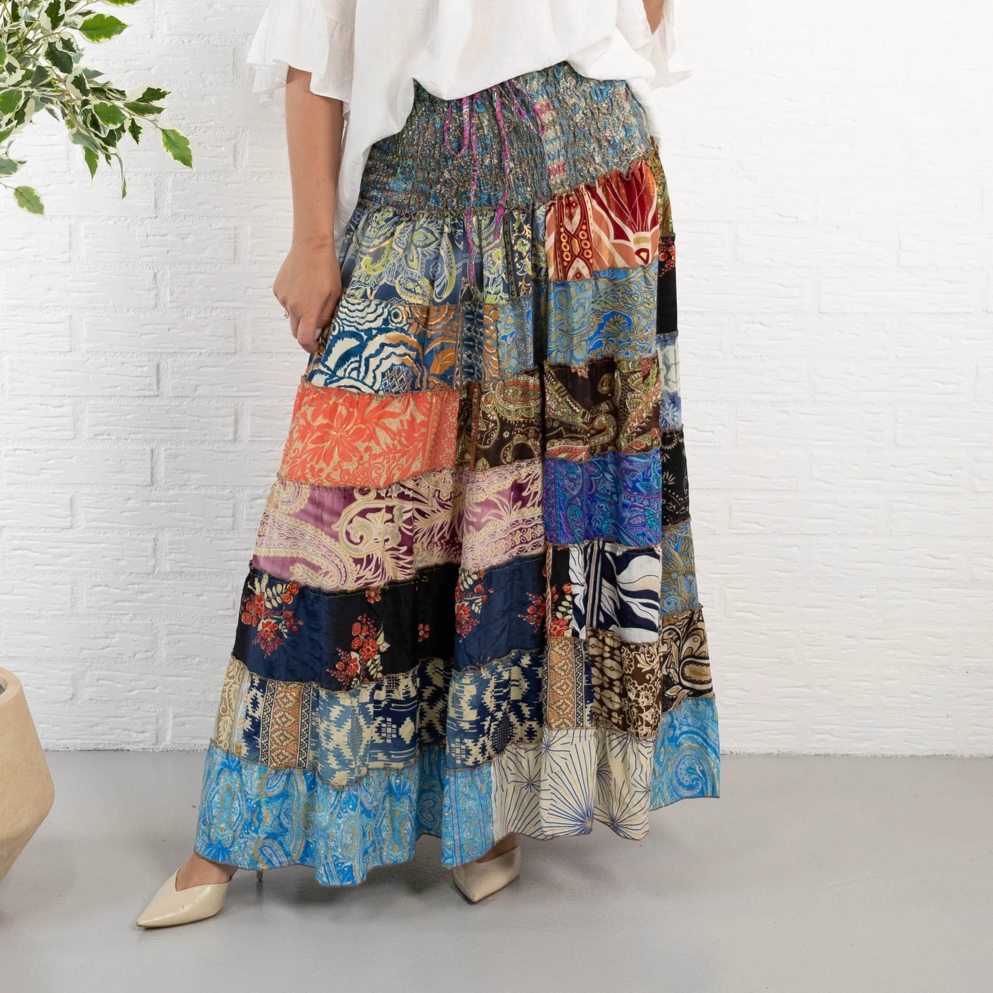 Clara | Gonna patchata svasata