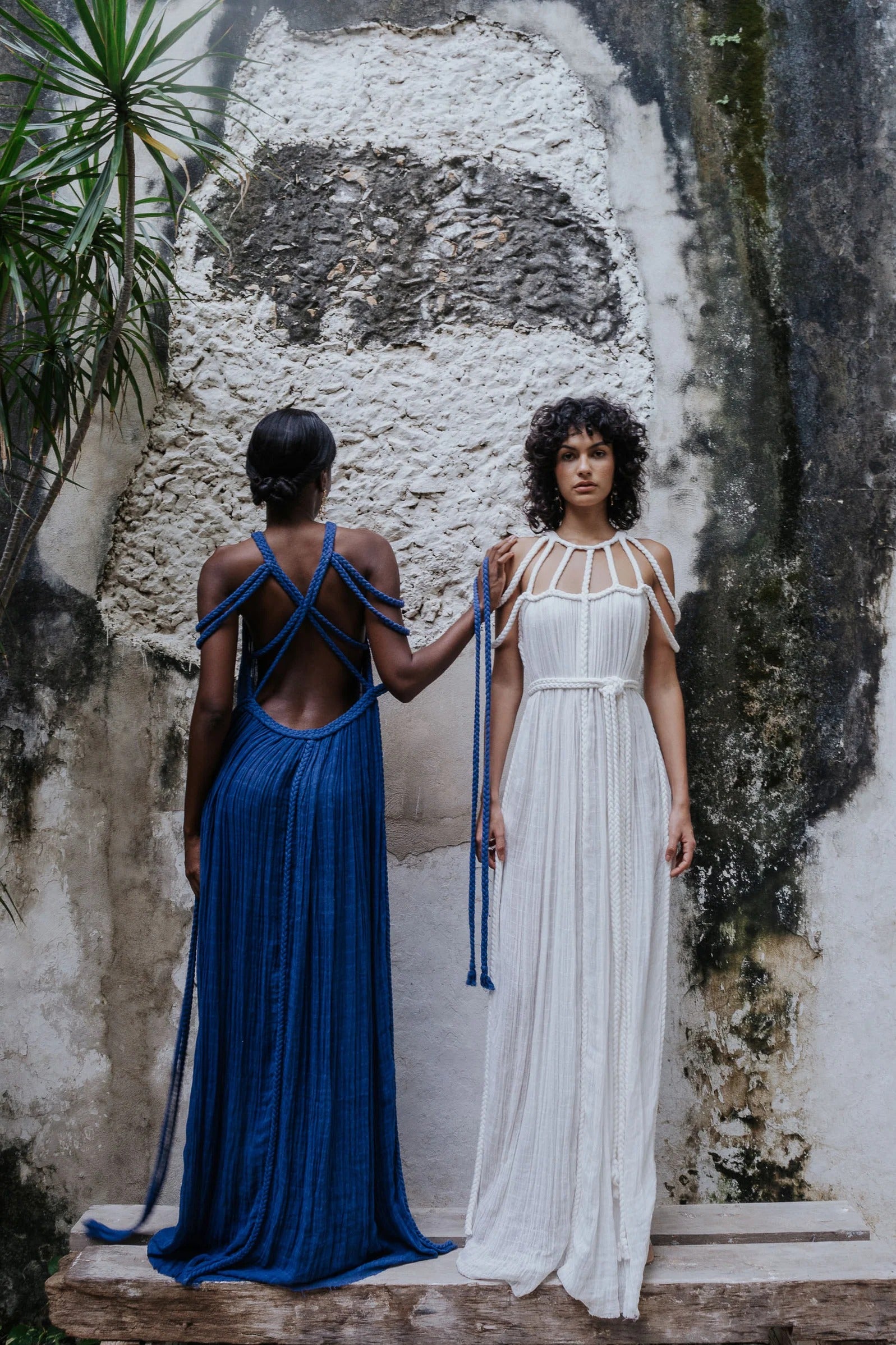 Juliette | Abito elegante con dettagglio spalla