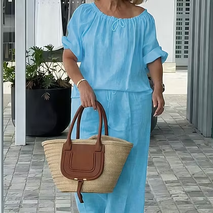 Lucrezia | Coordinato in seta con pantalone svasato